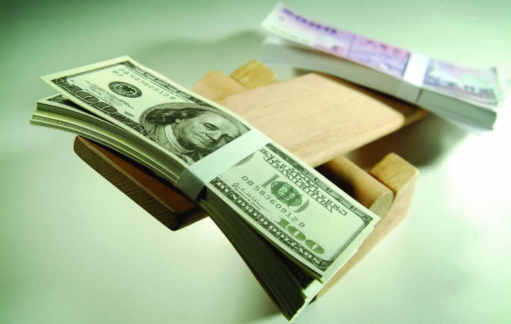 加密货币市场全线下跌 美联储政策与美乌会谈引关注