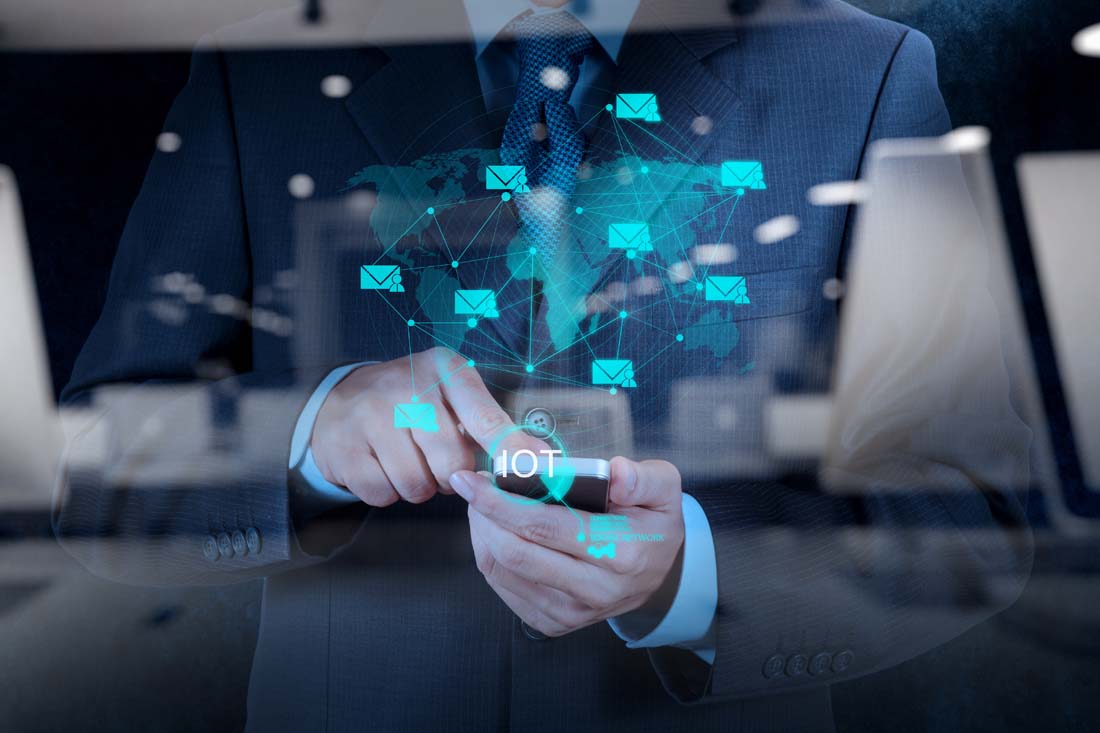 苹果股价再创新高 分析师继续唱多