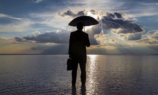 苹果股价再创新高 分析师继续唱多